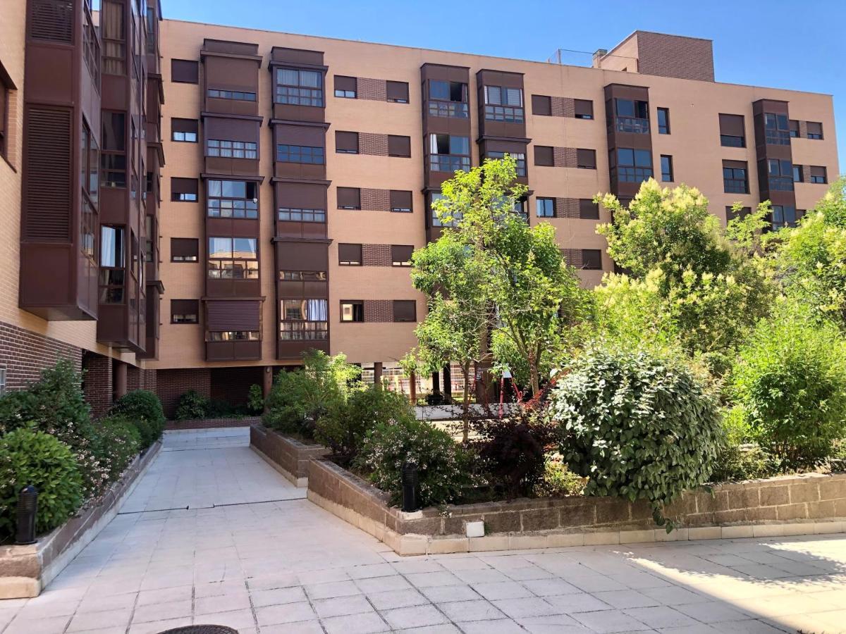 Apartamento Wanda Ifema Con Parking Y Piscina Мадрид Экстерьер фото