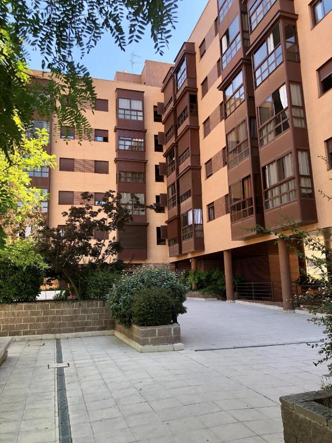Apartamento Wanda Ifema Con Parking Y Piscina Мадрид Экстерьер фото